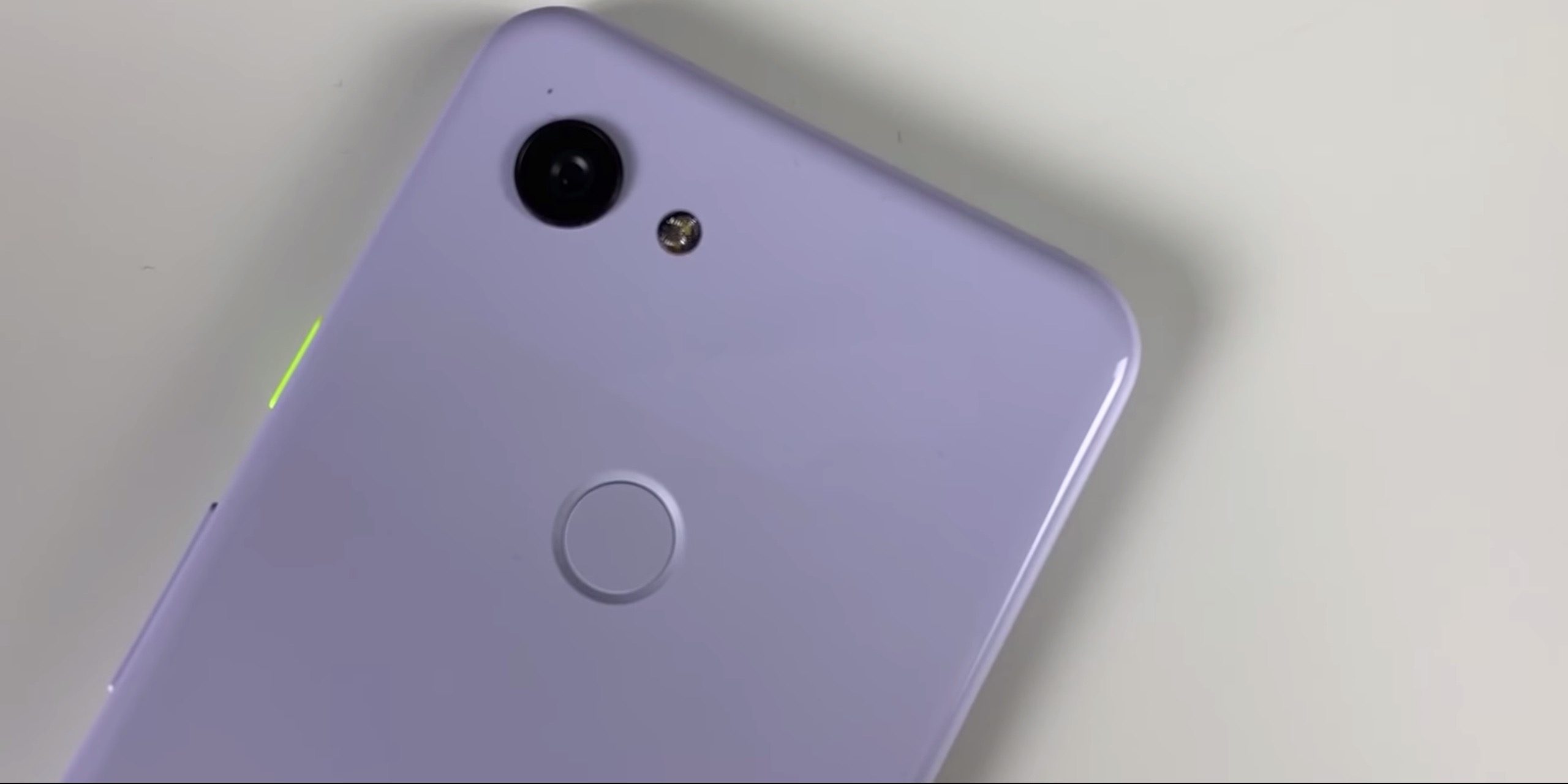 A 12.2 MP camera will be present on the Google Pixel 3 Lite. 