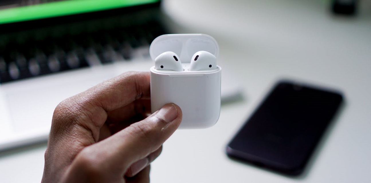 Apple AirPods 2