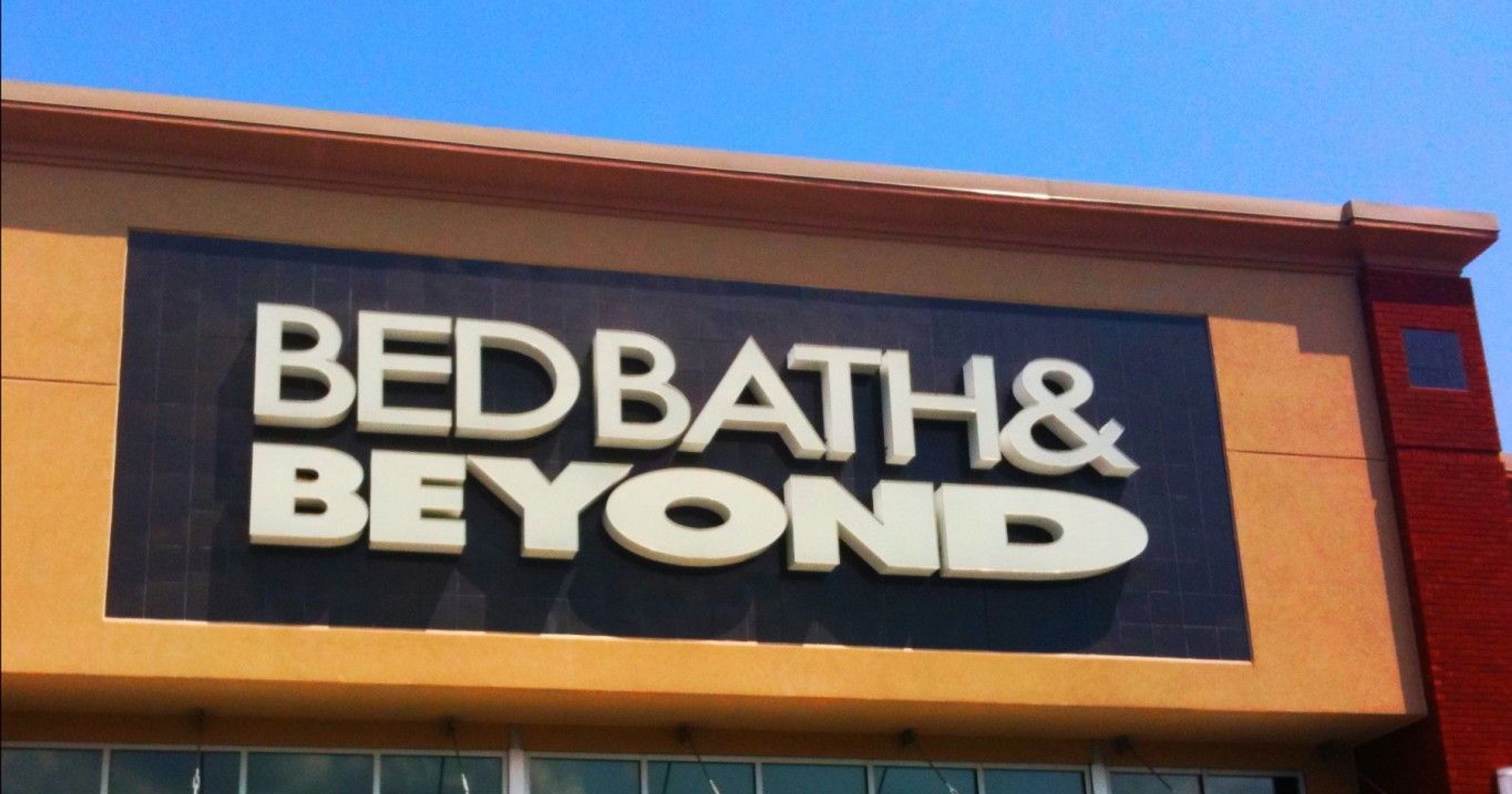 Bed Bath & Beyond store shutdown