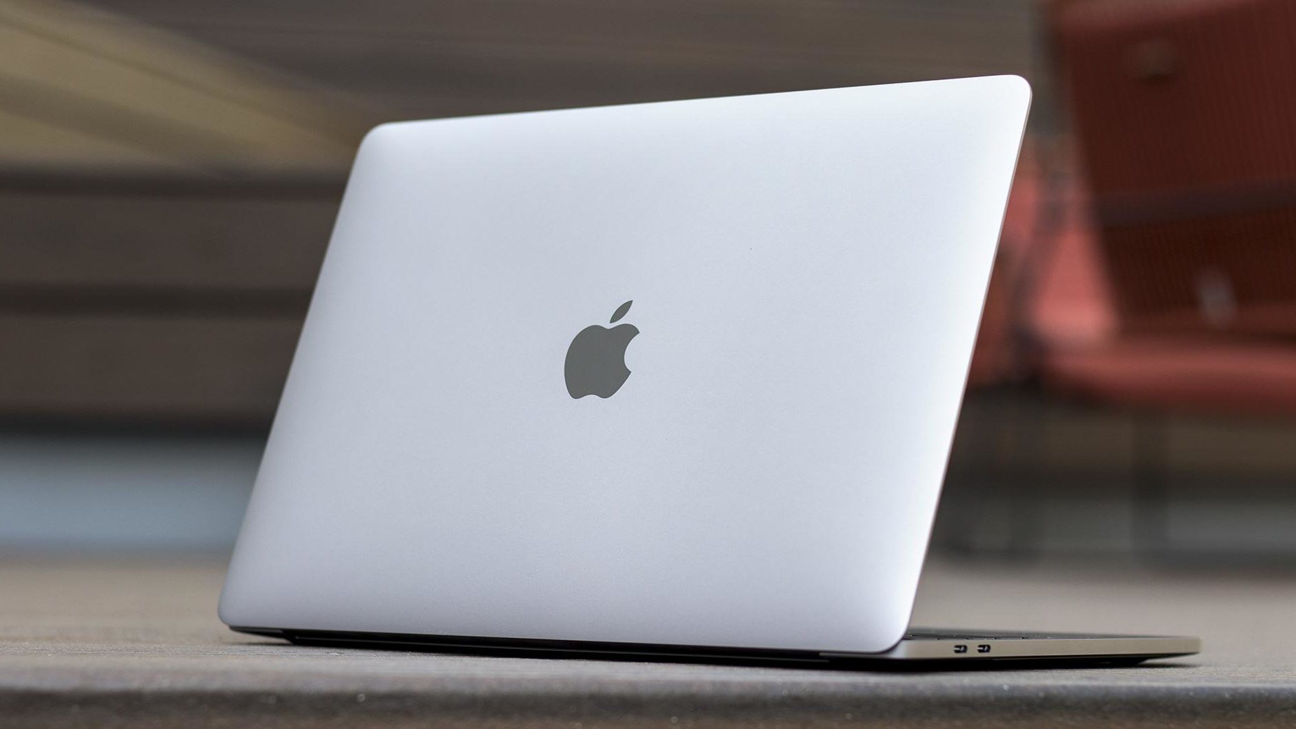 Apple macbook pro 2019 release date price specs features