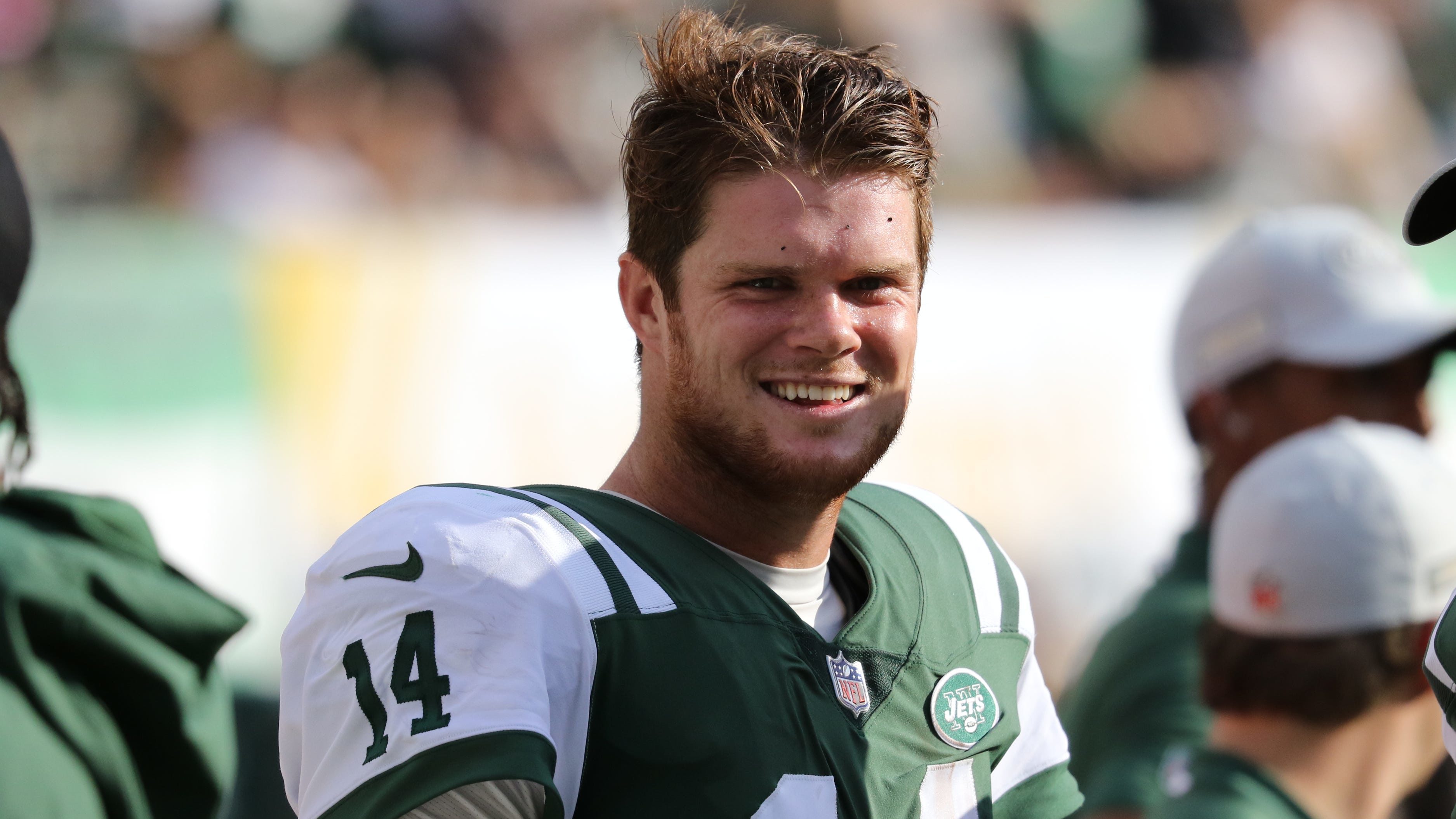 NFL Jets vs Patriots Sam Darnold Tom Brady