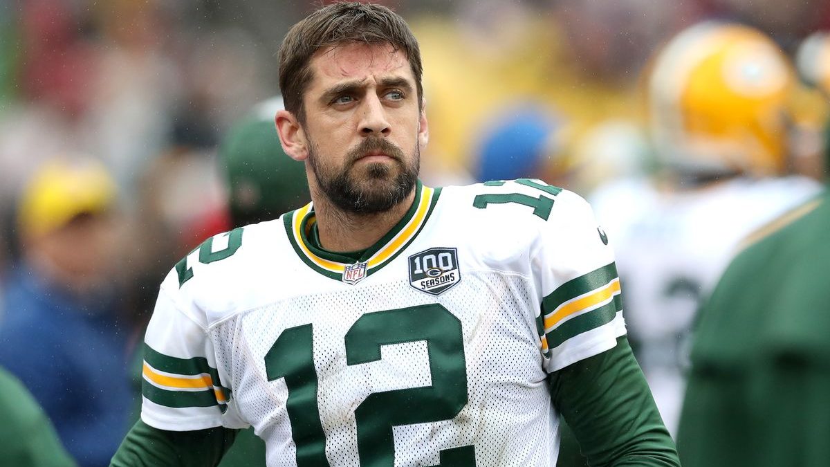 NFL: Aaron Rodgers Leaving Green Bay Packers Soon? Player Hints He's Unhappy with the Offense