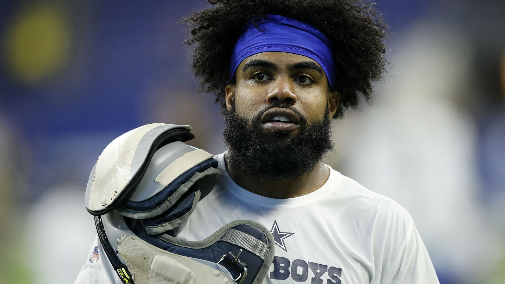 Dallas Cowboys Ezekiel Elliot Deal