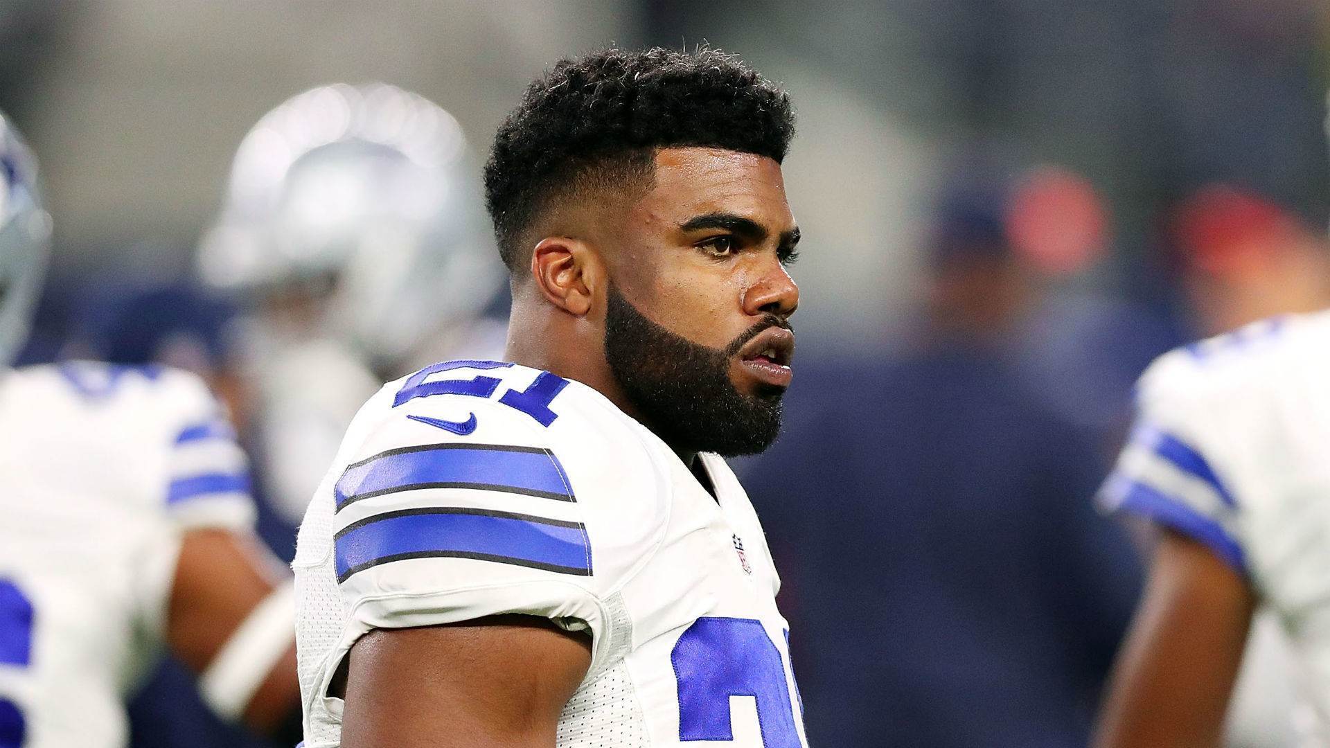 NFL: Ezekiel Elliot Salary Issues Can Put The Dallas Cowboys Super Bowl Dre...