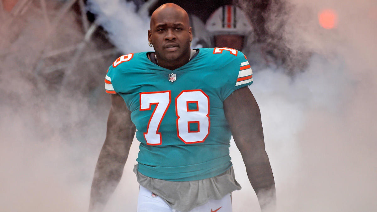 NFL Miami Dolphins Laremy Tunsil Deal