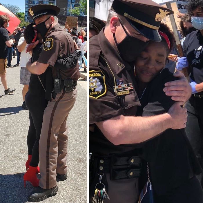 Police In Muskegon, Mi Showing Their Support For Protesters Outside Of The County Courthouse Today.