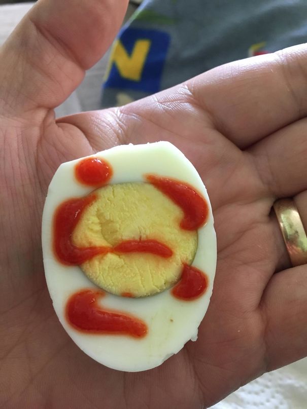 The Siracha I Put On My Egg Accidentally Looks Like Someone Hugging The Sun