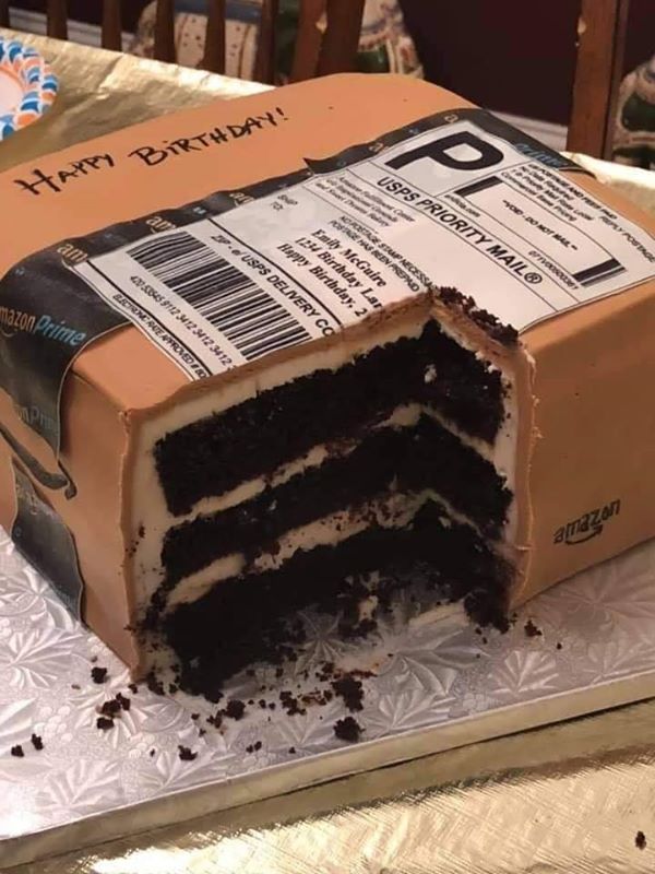 After Emily posted the photos of her birthday cake on social media platforms, they quickly went viral 