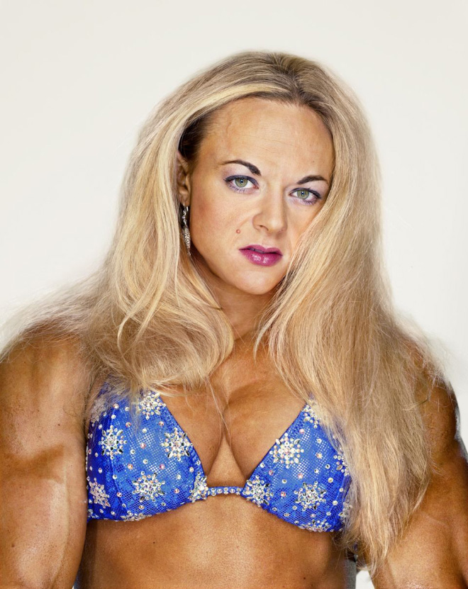 Female Bodybuilding: You ain't look at me like that!