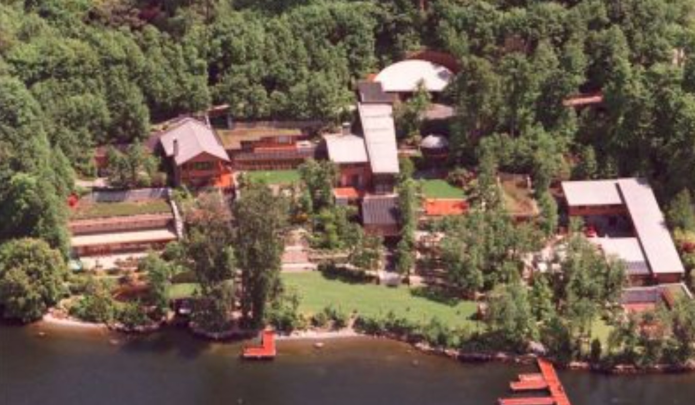 A lake house in Seattle