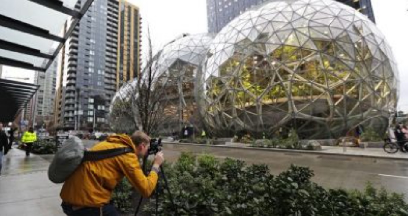 Amazon grounds in Seattle