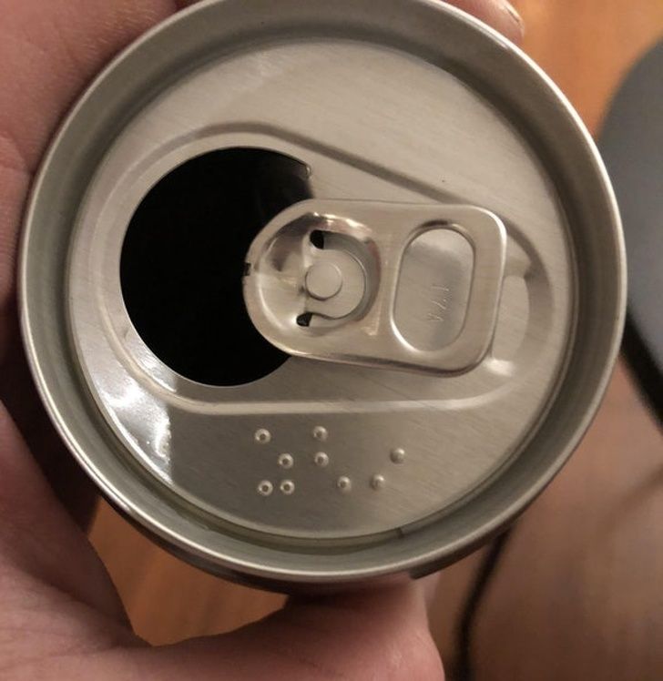 "What kind of dots is this on my beer bottle?" on internet