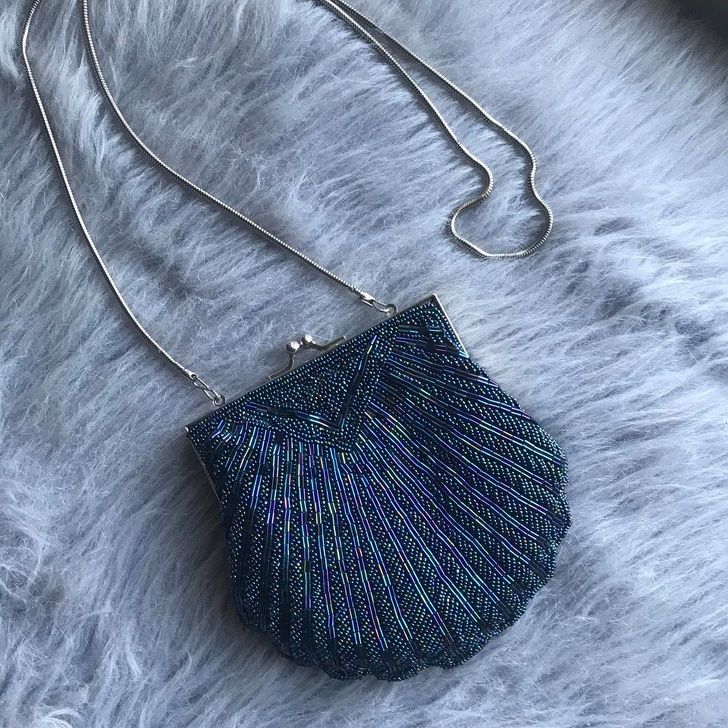 Cool things in Old Junk:This $5 vintage, heavily-beaded, seashell purse took my heart away!