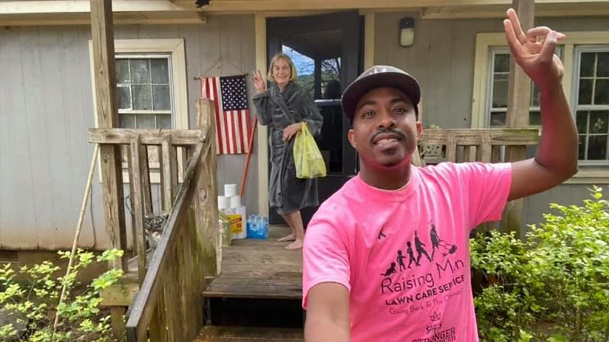 Alabama man who mows lawns for veterans now also delivering free meals to senior citizens