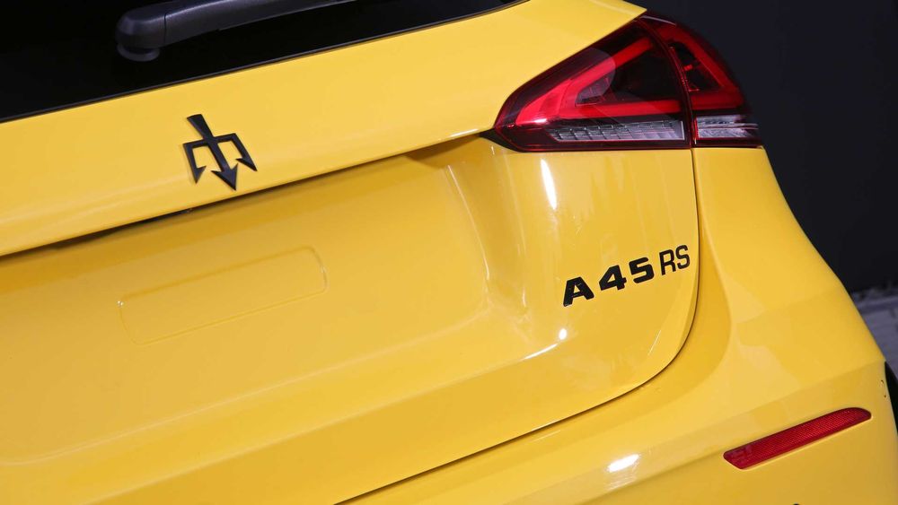 Mercedes AMG A45 RS 525