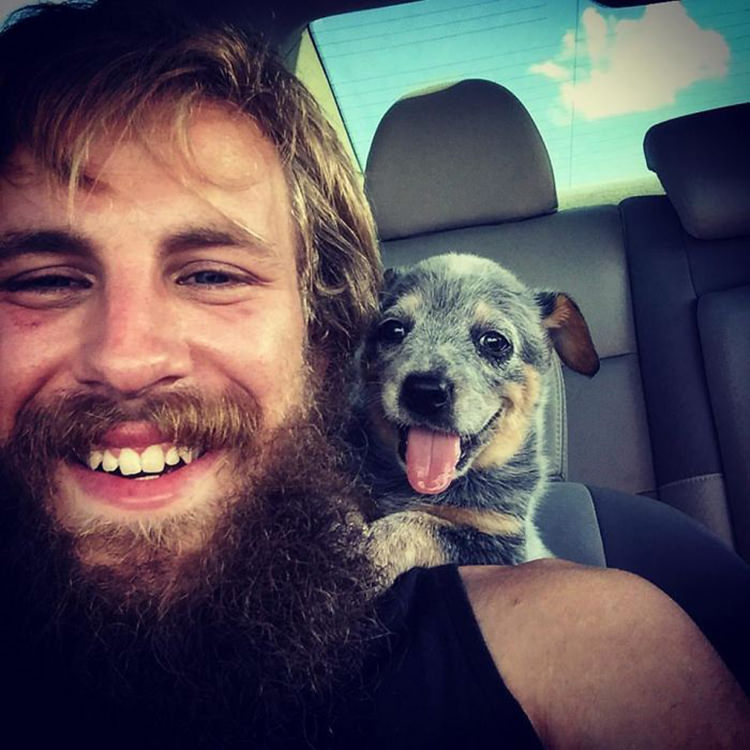 People with dogs: The first selfie with the cutie