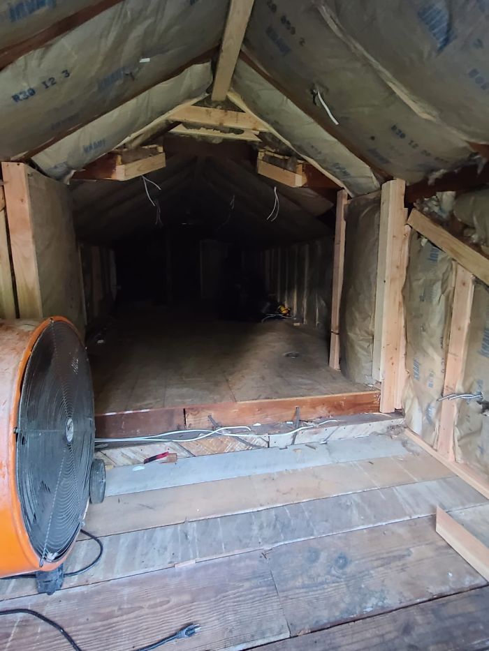 This is the old attic that Rodolfo worked upon