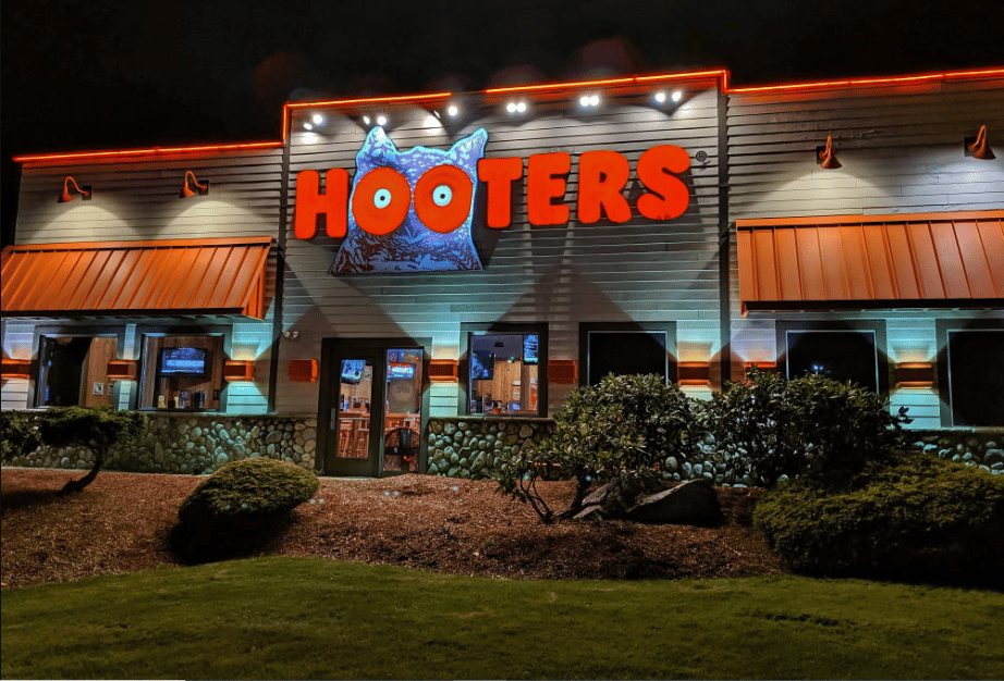 Hooters