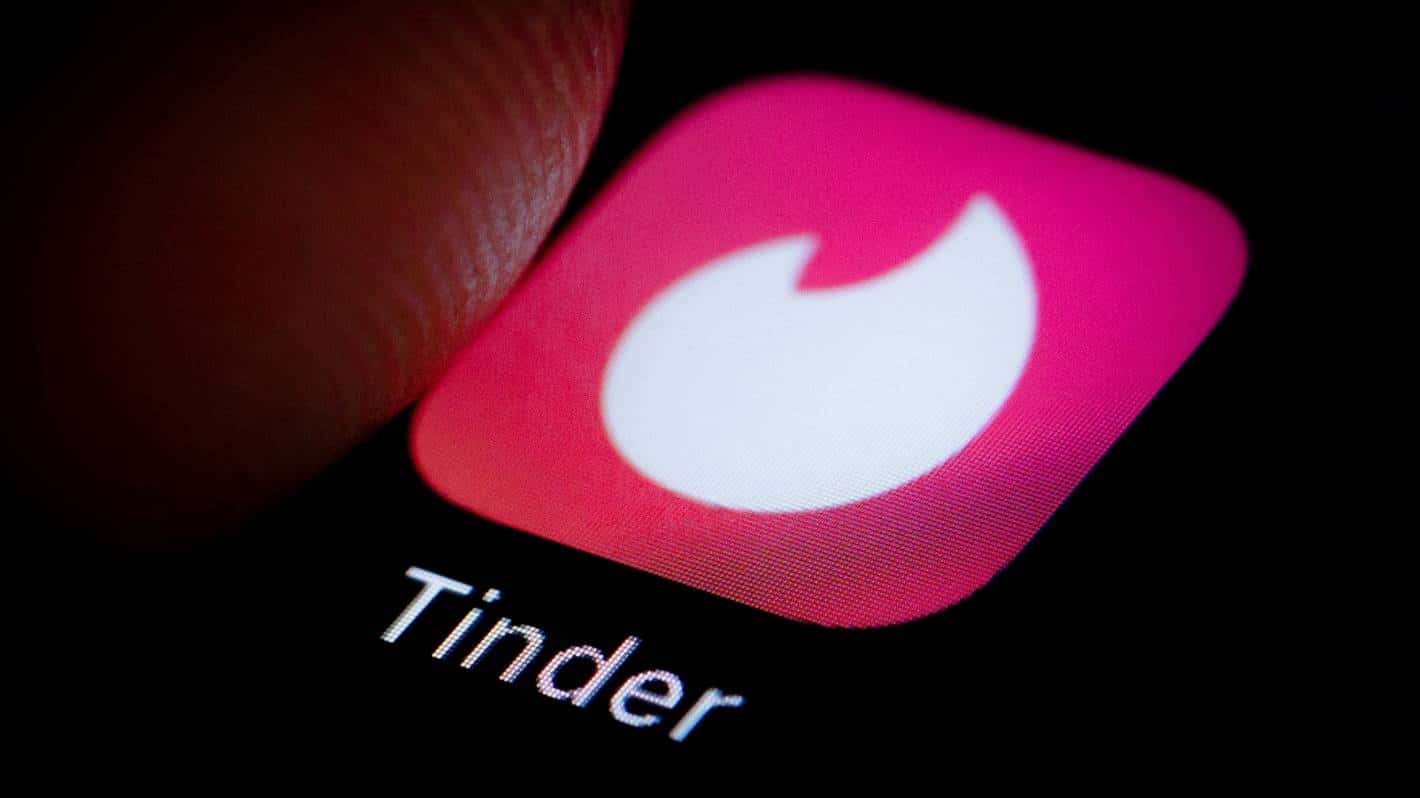 Tinder Scam 