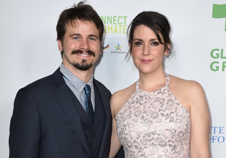 Jason Ritter and Melanie Lynskey