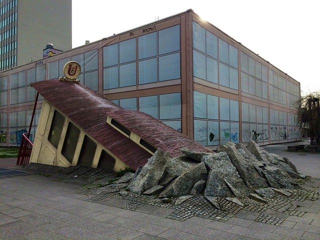 The Bockenheimer Warte is a Subway Station Entrance that looks like a half-buried tramway. It was built in 1986.