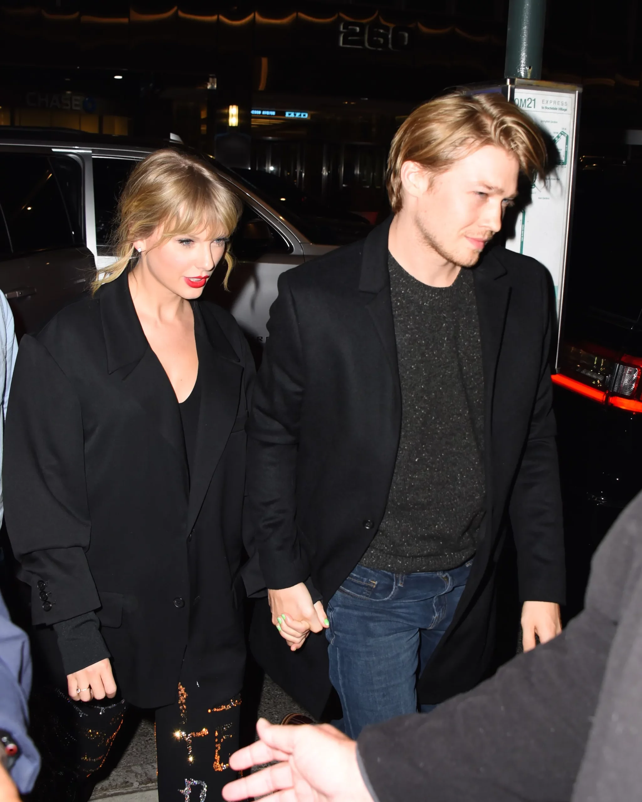 Taylor Swift and Joe Alwyn