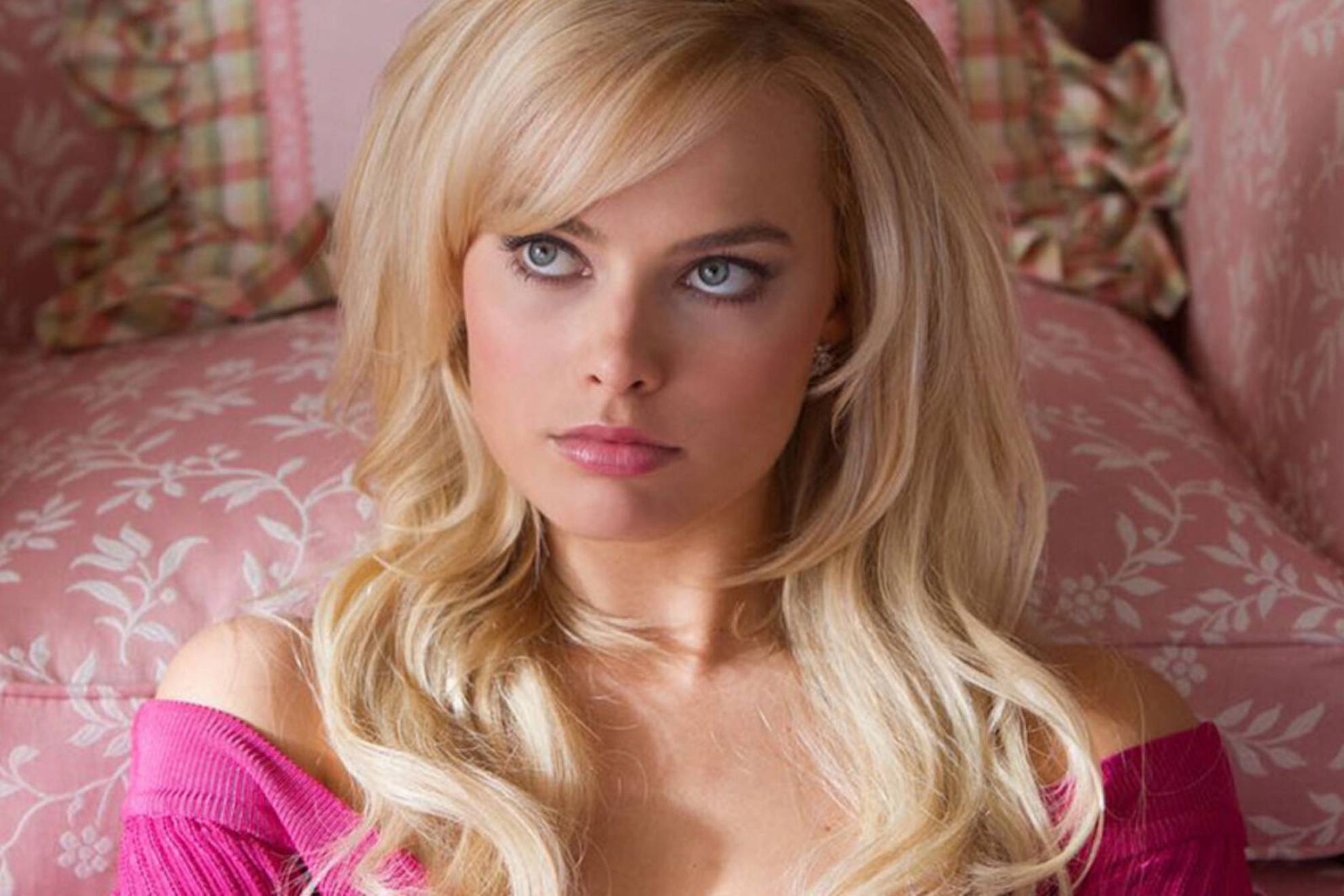 Margot Robbie in the Wolf of Wall Street