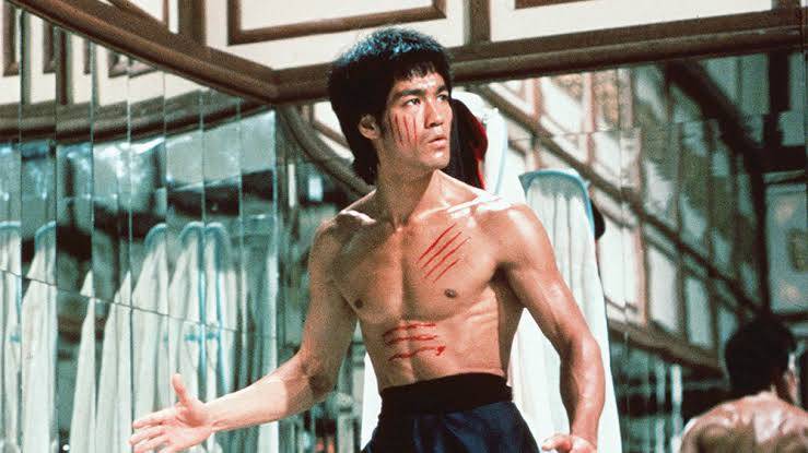 Chuck Norris Gained 20 Pounds to Fight Bruce Lee, Gets His A** Whooped