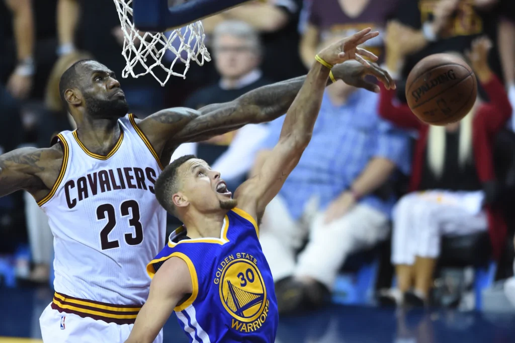 NBA: LeBron James vs. Steph Curry - The Battle for Basketball Supremacy