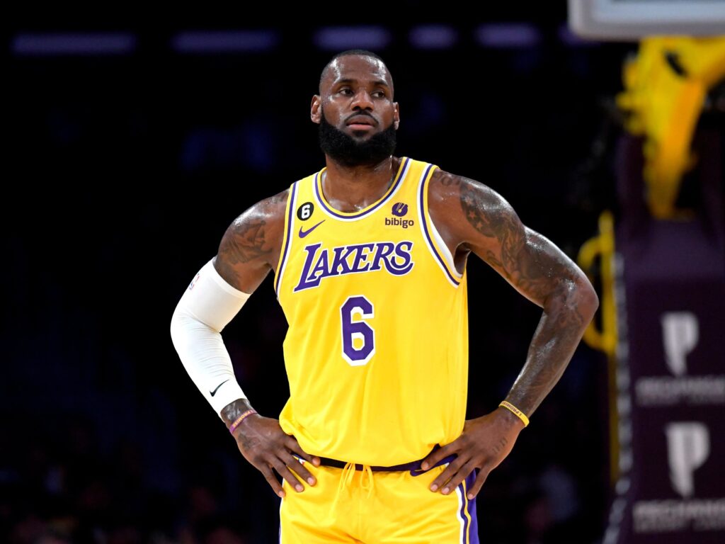 LA Lakers Trade Rumors: Latest Buzz and Updates for the 2023 Offseason