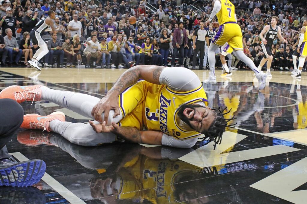 NBA Rumor: LeBron James ‘frustrated’ with Anthony Davis as Lakers Teammates