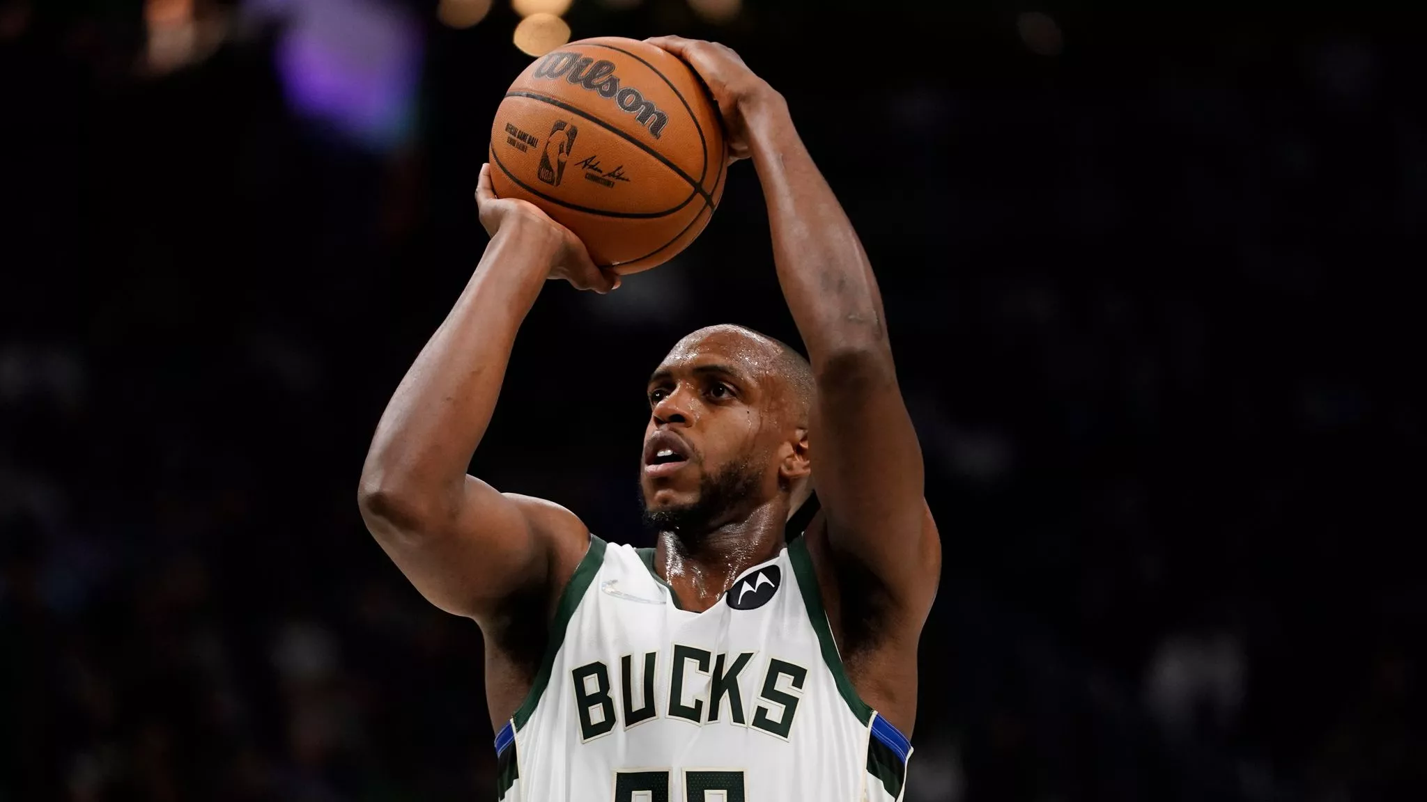 Khris Middleton contract