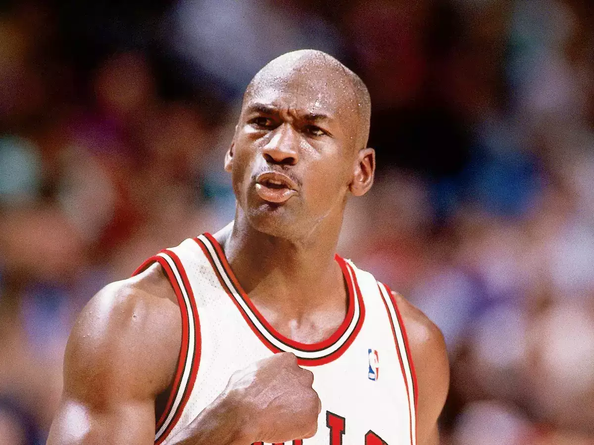 Why did Michael Jordan retire in 1993? Did the NBA punish him for gambling purposes?