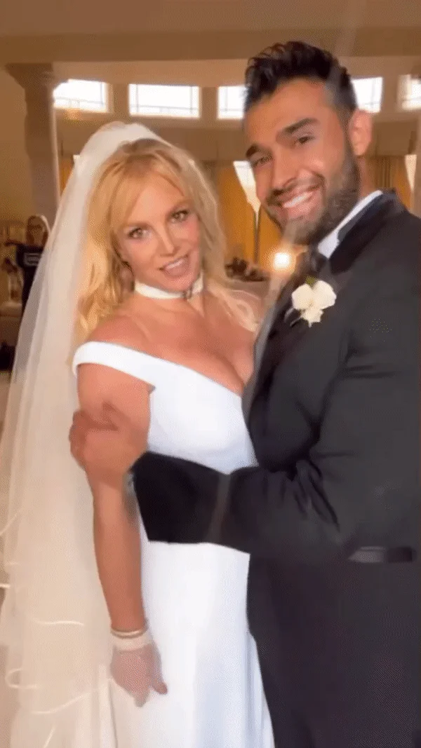 Britney and Sam's Divorce Drama: Fact vs. Fiction in Latest Hollywood Buzz
