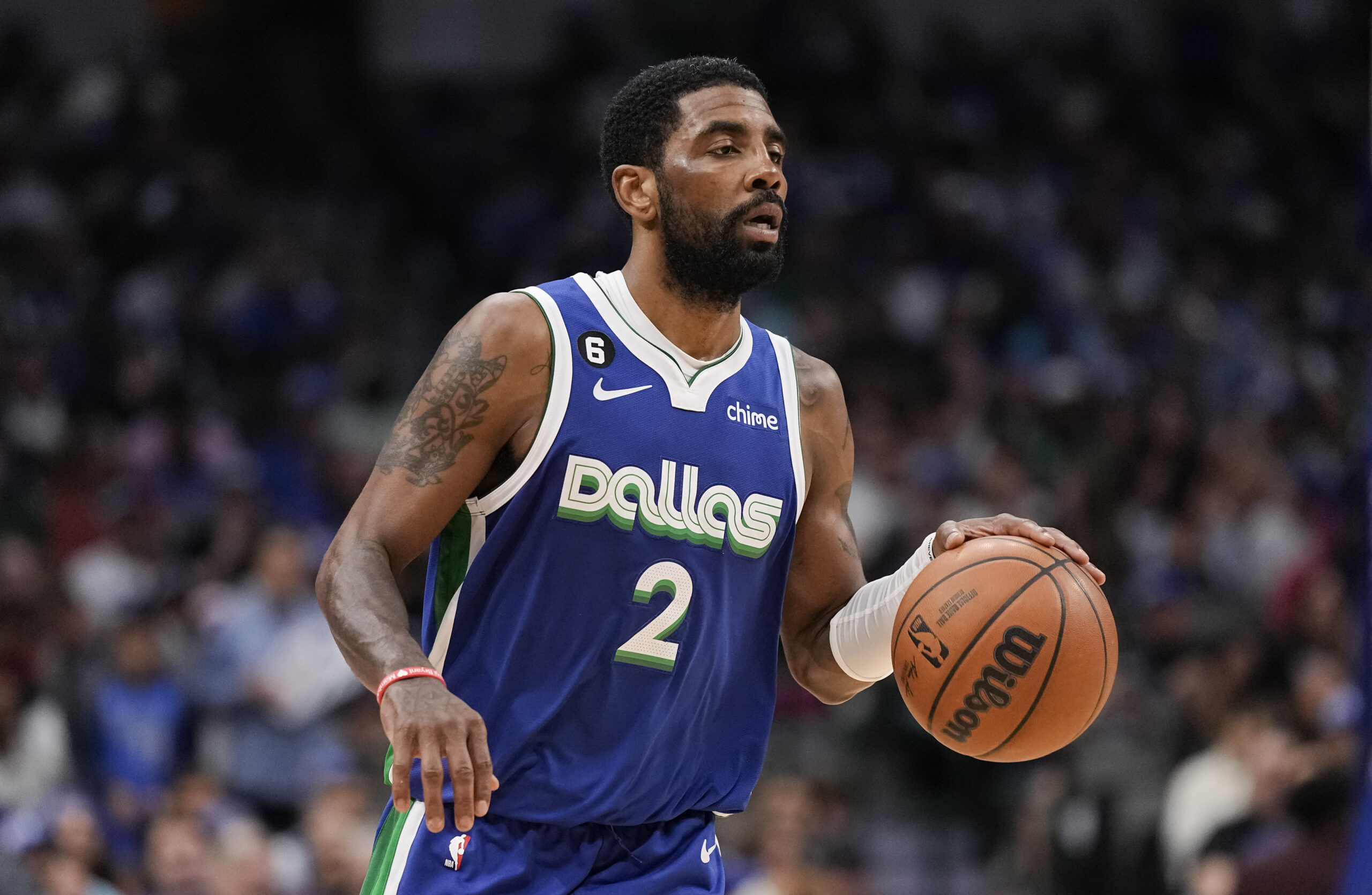 Los Angeles Lakers to Acquire Kyrie Irving from Dallas Mavericks in Blockbuster Trade Deal