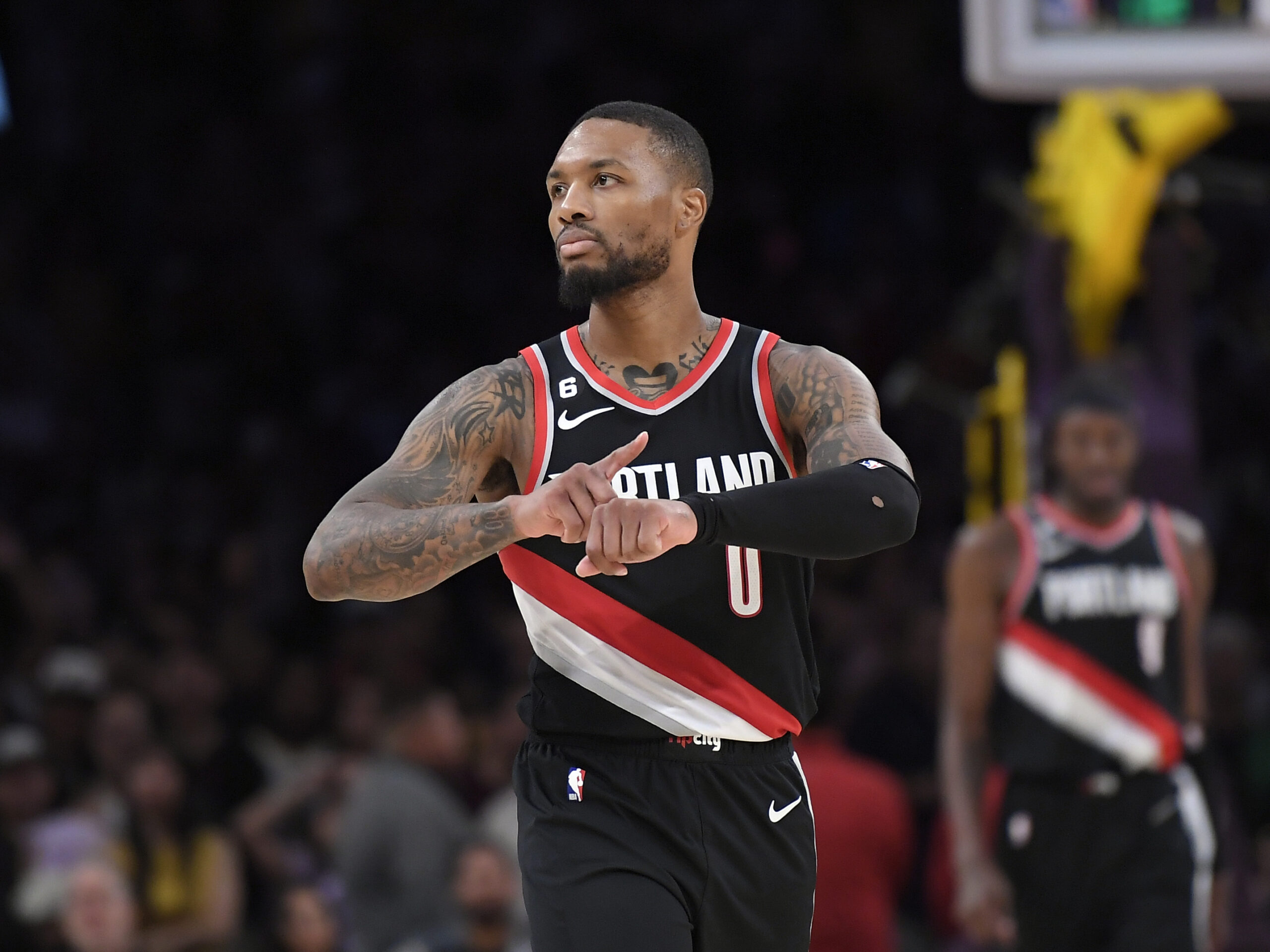 Pelicans to Acquire Damian Lillard from Trail Blazers in Blockbuster Trade Proposal