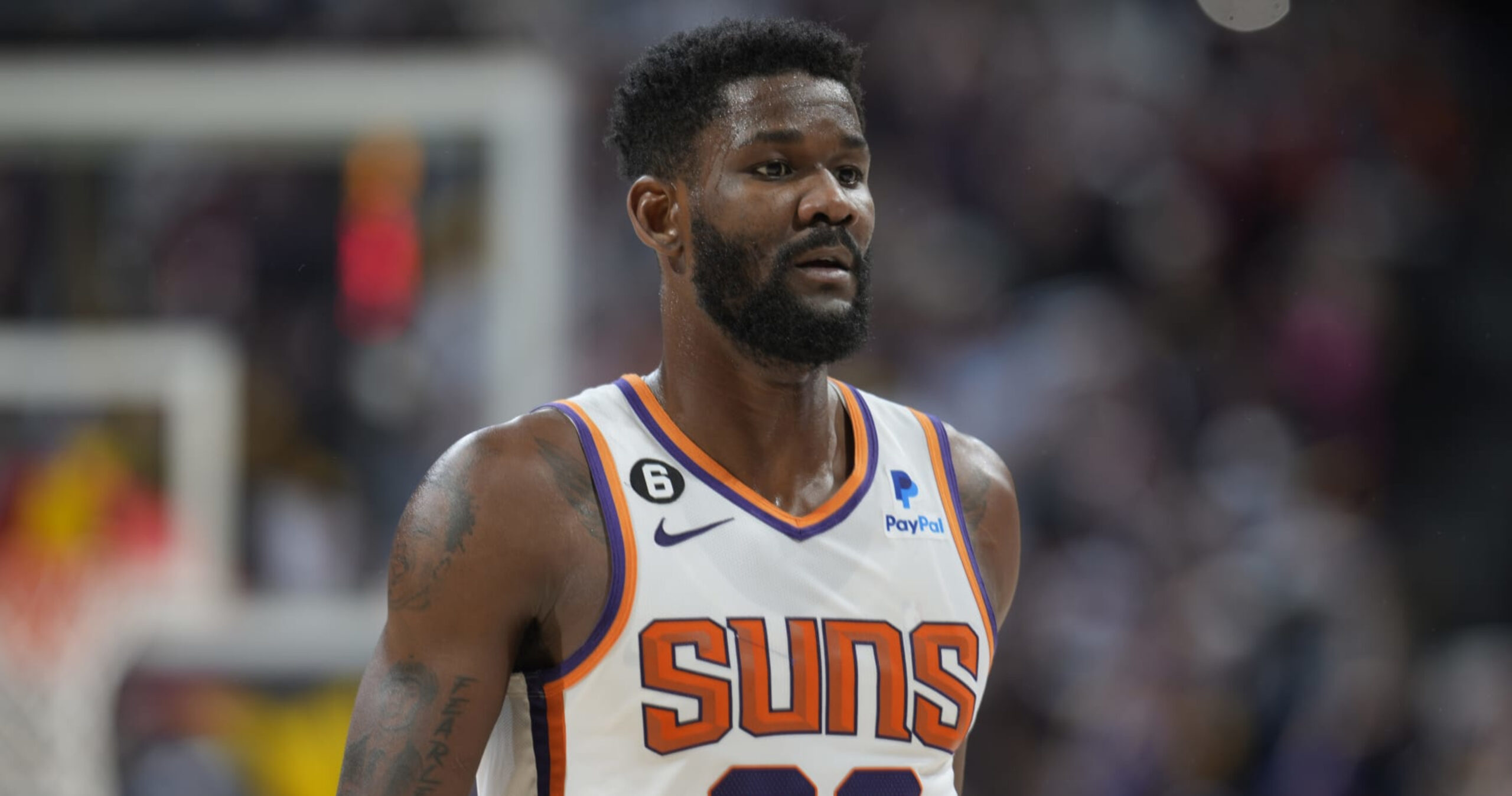 San Antonio Spurs Eyeing Phoenix Suns' Deandre Ayton in Bold Proposal