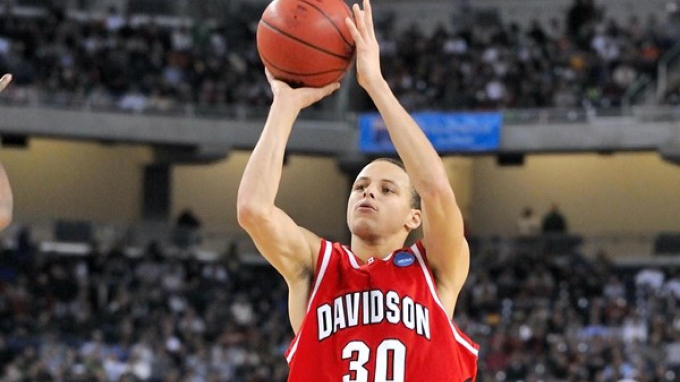NBA News: LeBron James was left amazed by 20-year-old Stephen Curry during 2008 NCAA March Madness