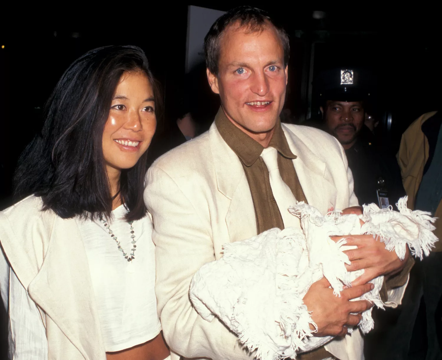 Woody Harrelson, Laura Louie