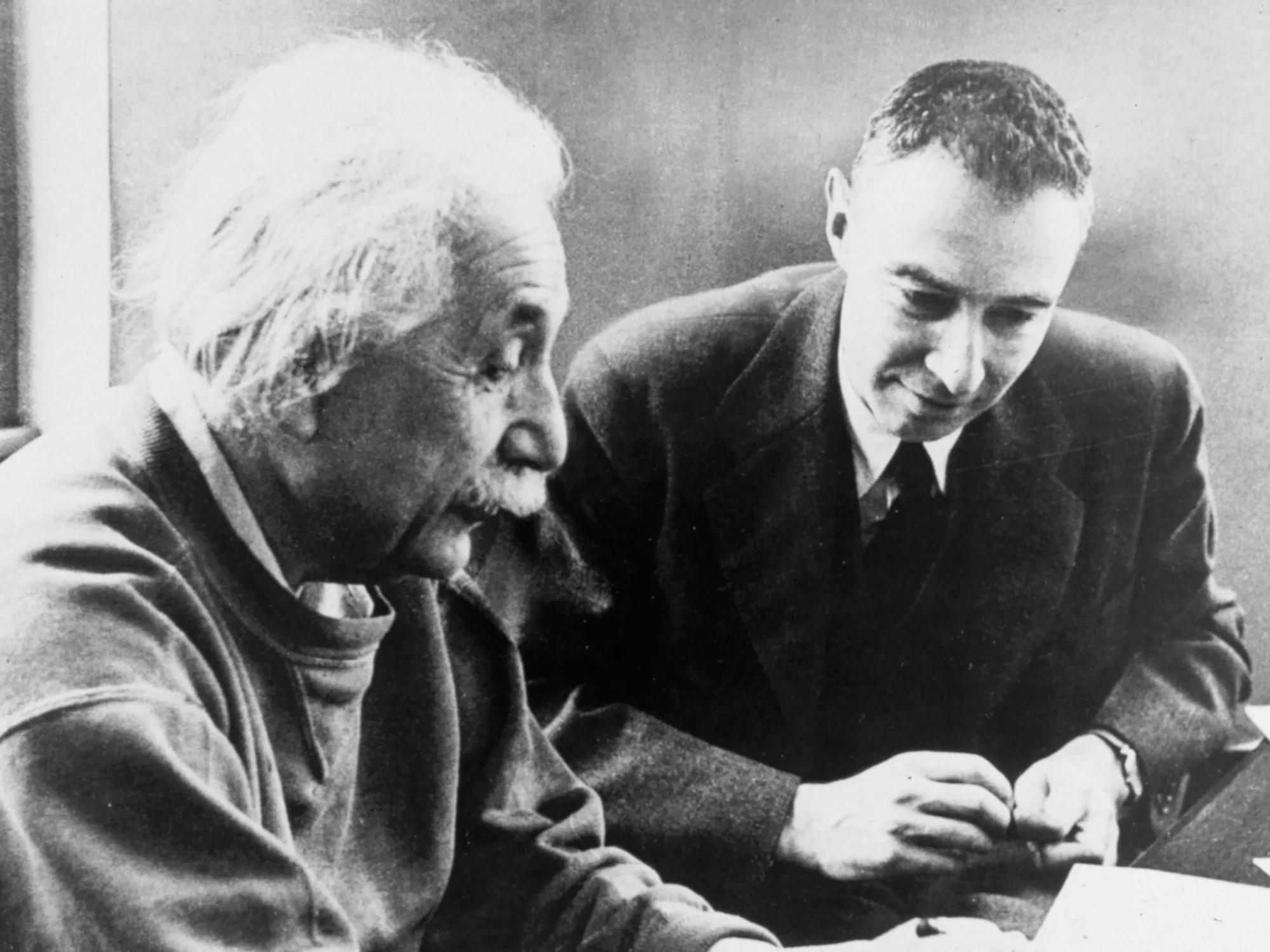 Oppenheimer and Einstein during a match of Chess