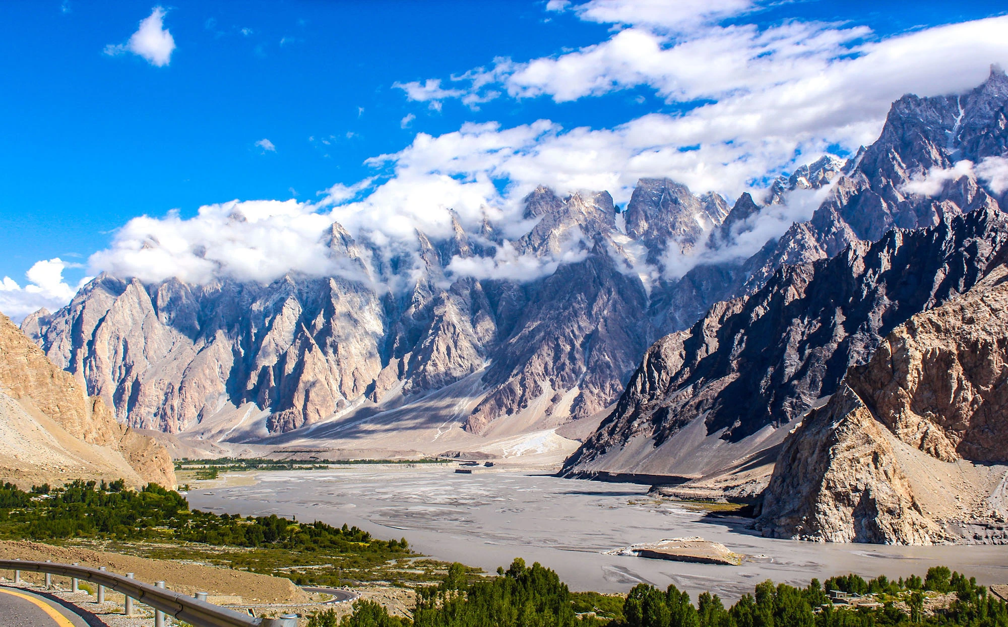 the silk route from a viewpoint