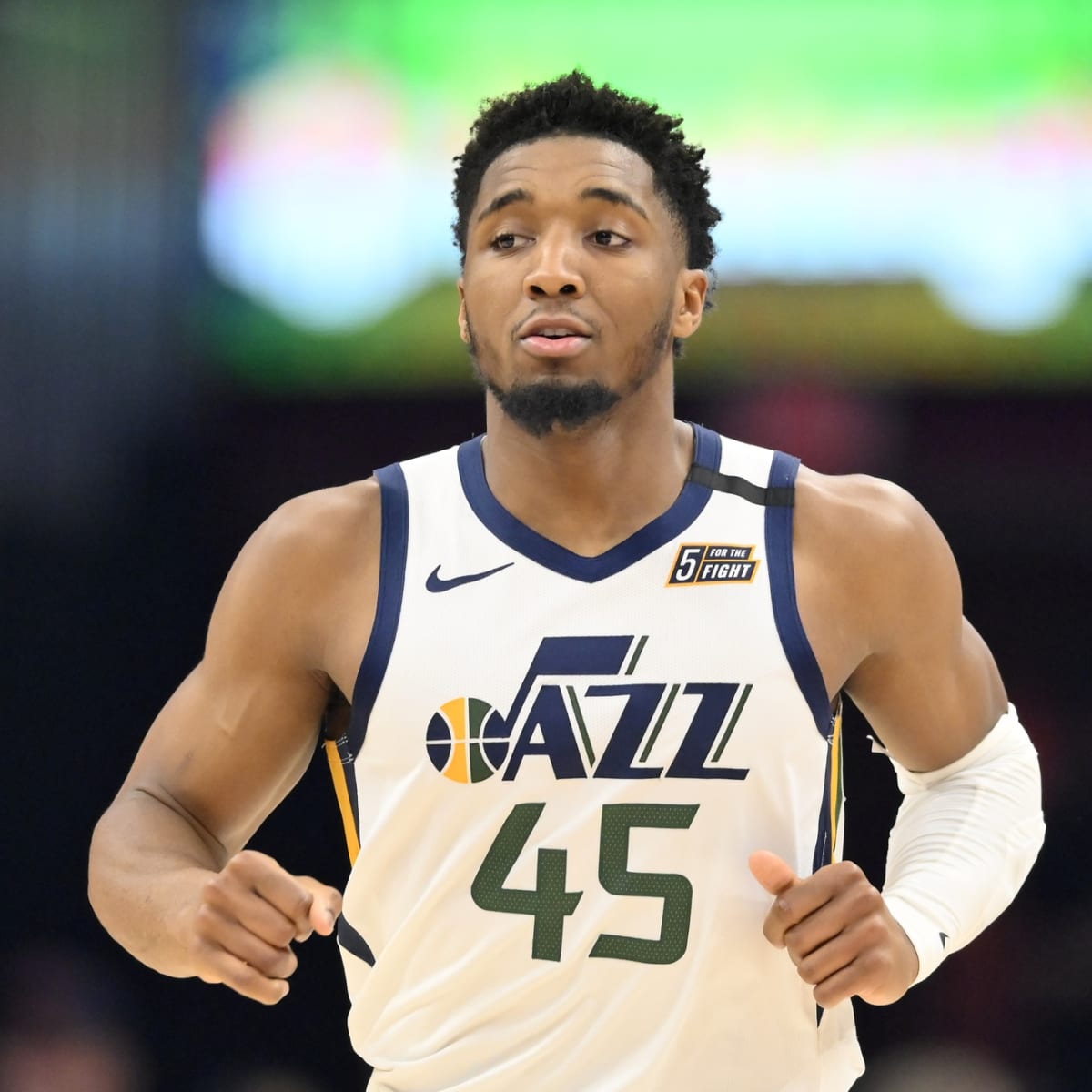 Donovan Mitchell, Cavaliers' Donovan Mitchell Trade To The Knicks In Bold Proposal