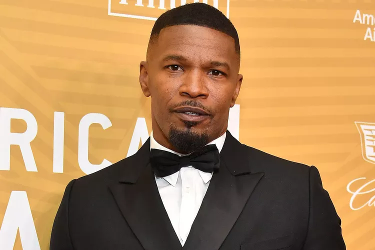 Jamie Foxx's Heartwarming Day on BetMGM Commercial Set: Girlfriend Alyce Huckstepp, Laughter, and a Touching Comeback