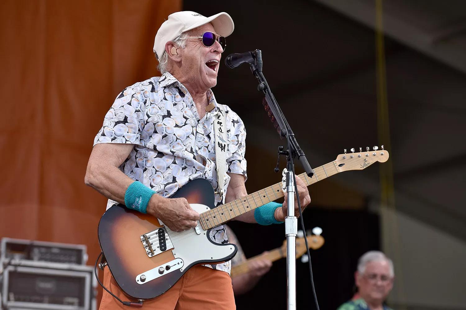 Remembering Jimmy Buffett's Last Adventures: How the "Margaritaville" Singer Lived Life to the Fullest Despite Cancer, According to Close Friend Carl Hiaasen