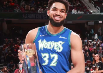 Karl-Anthony Towns proved it to Shaquille O'Neal that Vegas Odds were not always accurate