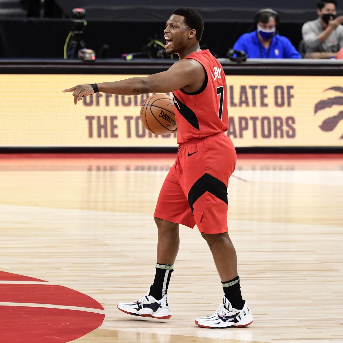 Kyle Lowry, Heat's Kyle Lowry Trade To The Spurs In Bold Proposal