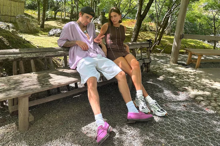 Justin & Hailey Bieber's Romantic Japan Getaway: 5th Anniversary Celebrations and Pink Fashion Moments!