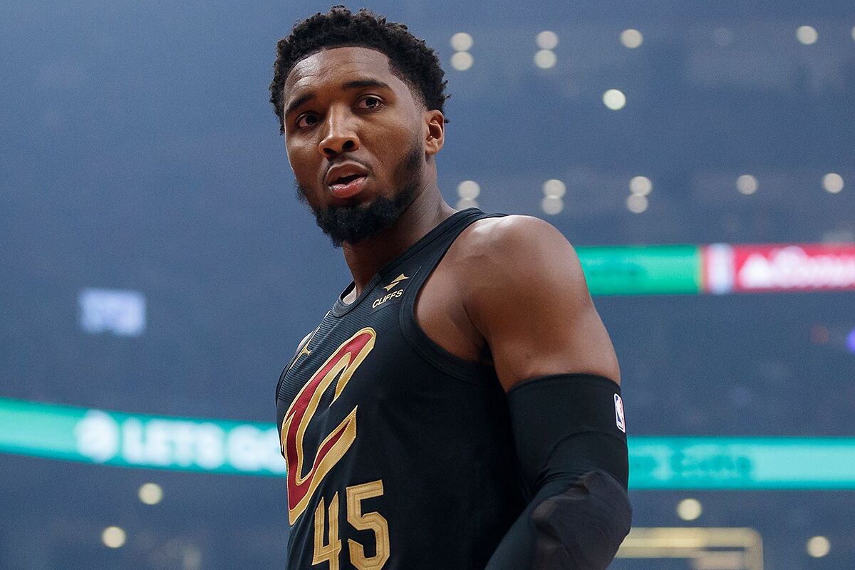 New York Knicks to Acquire Donovan Mitchell from the Cleveland Cavaliers in a Peculiar Trade Proposal