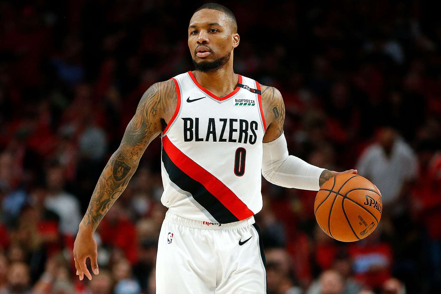 Top NBA Teams Chasing Damian Lillard Beyond the Miami Heat