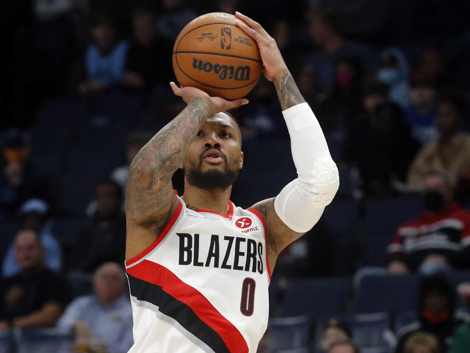 NBA News: Hypocrite Damian Lillard won't play for Golden State Warriors but asked to be traded to 2023 NBA Finalist